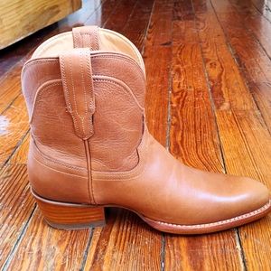 Tecovas cowboy boots women's